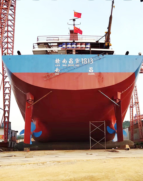 專業(yè)生產(chǎn)車間,進口生產(chǎn)設(shè)備,產(chǎn)品合格率100%